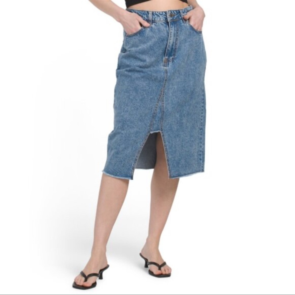 VELVET HEART Blue Denim Skirt With Front Slit, size 29